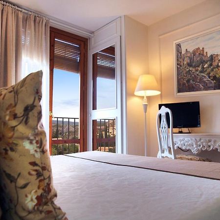 Hotel Santa Maria De Alquézar Екстериор снимка