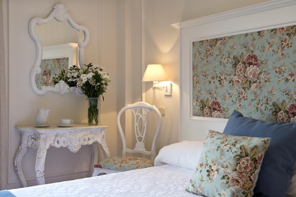 Hotel Santa Maria De Alquézar Екстериор снимка