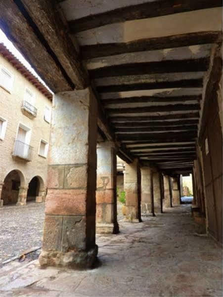 Hotel Santa Maria De Alquézar Екстериор снимка