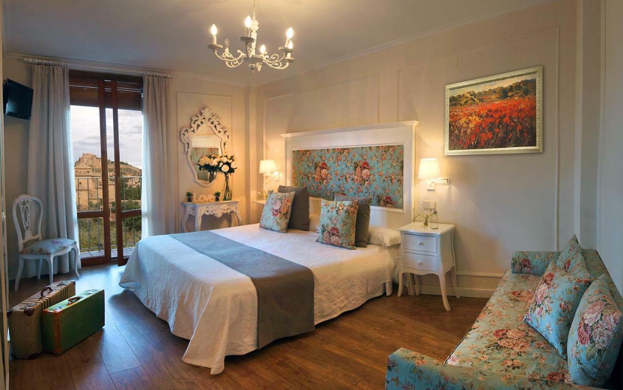 Hotel Santa Maria De Alquézar Екстериор снимка