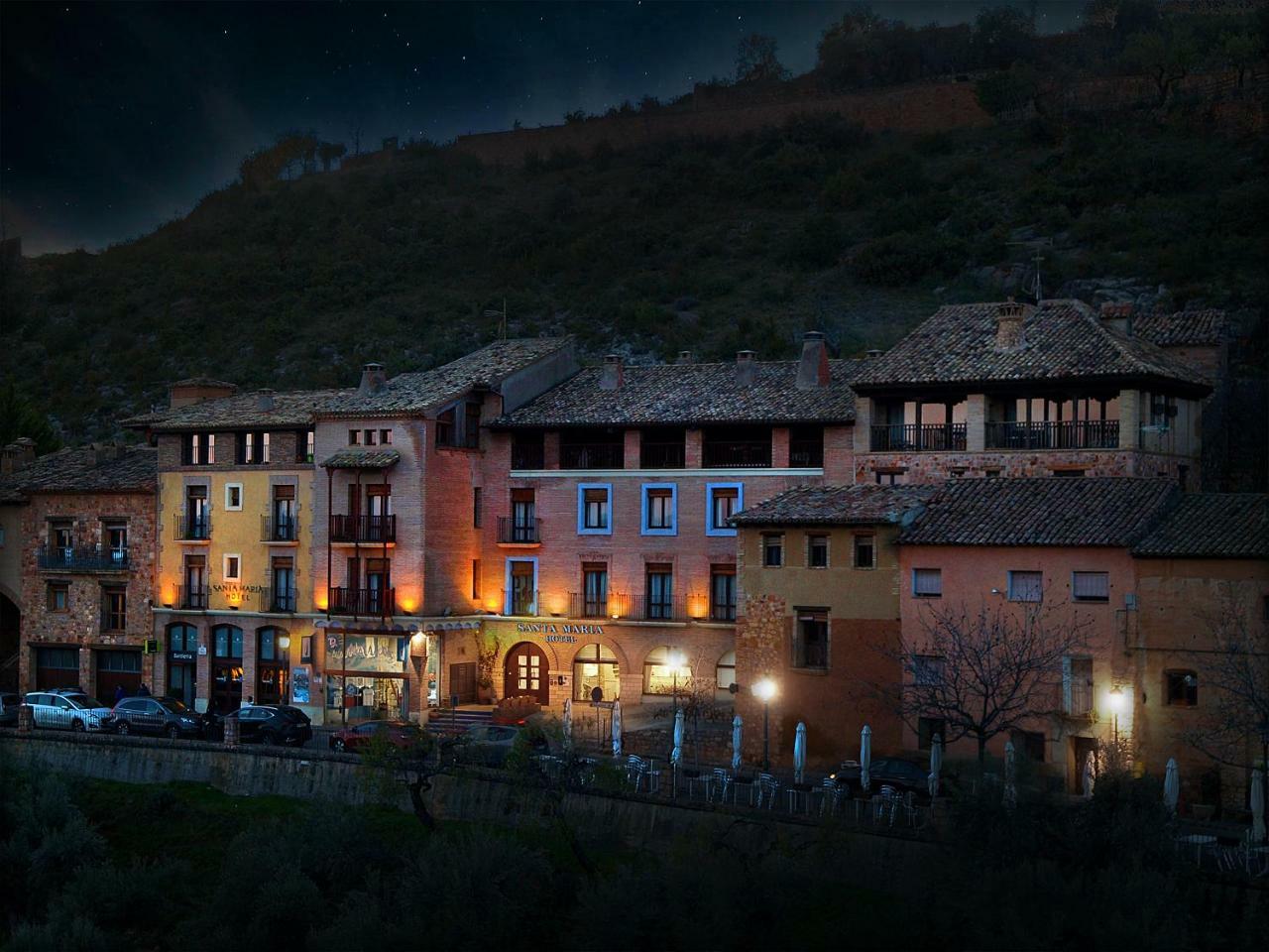 Hotel Santa Maria De Alquézar Екстериор снимка